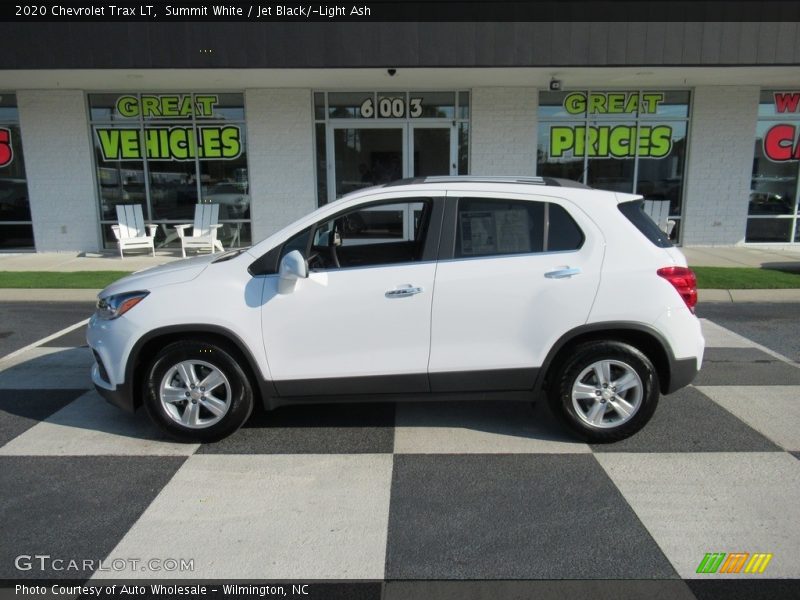 Summit White / Jet Black/­Light Ash 2020 Chevrolet Trax LT