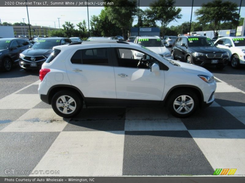 Summit White / Jet Black/­Light Ash 2020 Chevrolet Trax LT