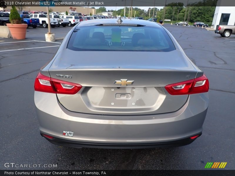 Pepperdust Metallic / Jet Black 2018 Chevrolet Malibu LT
