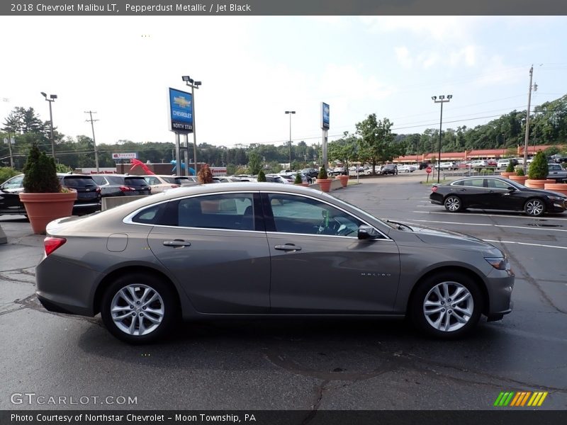 Pepperdust Metallic / Jet Black 2018 Chevrolet Malibu LT