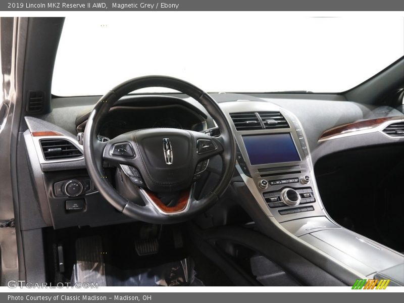 Dashboard of 2019 MKZ Reserve II AWD