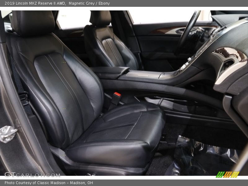 Front Seat of 2019 MKZ Reserve II AWD