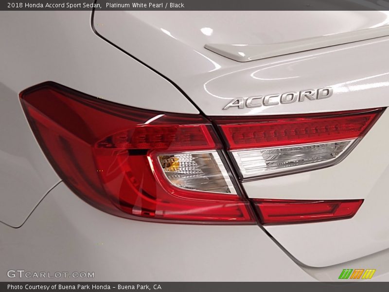Platinum White Pearl / Black 2018 Honda Accord Sport Sedan