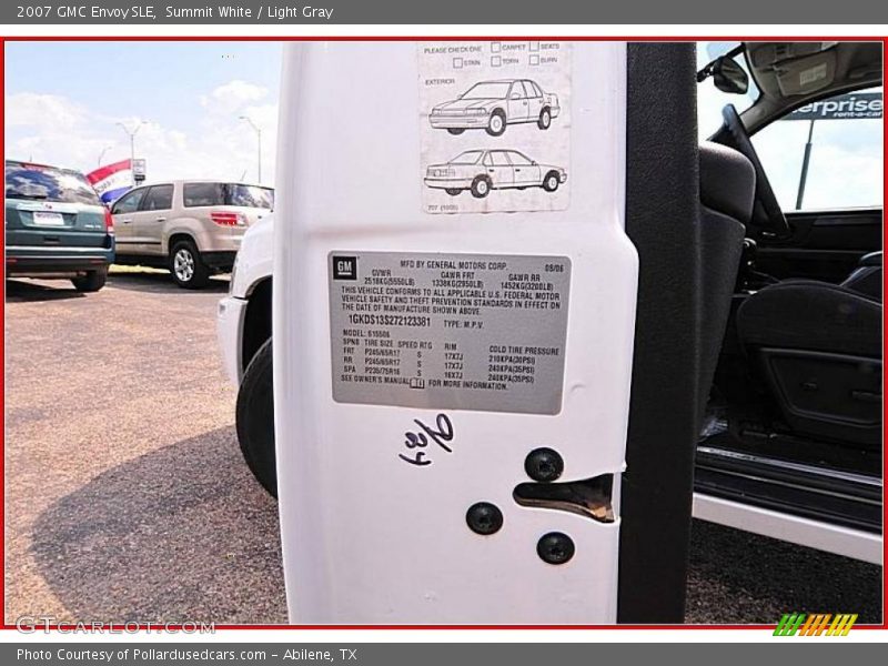 Summit White / Light Gray 2007 GMC Envoy SLE