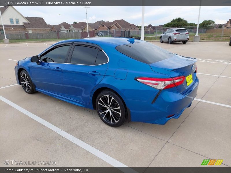 Blue Streak Metallic / Black 2019 Toyota Camry SE