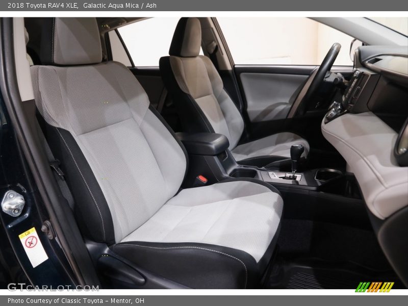 Galactic Aqua Mica / Ash 2018 Toyota RAV4 XLE