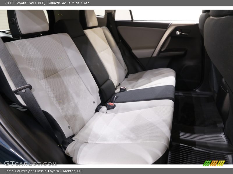 Galactic Aqua Mica / Ash 2018 Toyota RAV4 XLE