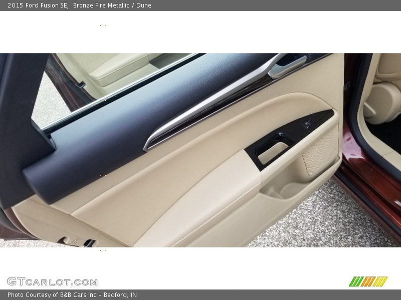 Bronze Fire Metallic / Dune 2015 Ford Fusion SE
