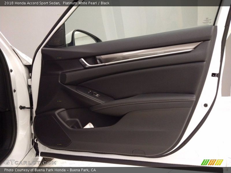 Platinum White Pearl / Black 2018 Honda Accord Sport Sedan