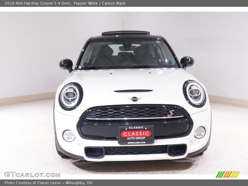 Pepper White / Carbon Black 2019 Mini Hardtop Cooper S 4 Door
