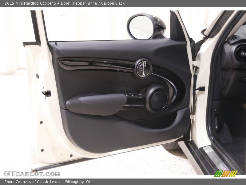 Pepper White / Carbon Black 2019 Mini Hardtop Cooper S 4 Door