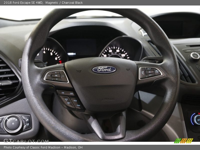 Magnetic / Charcoal Black 2018 Ford Escape SE 4WD
