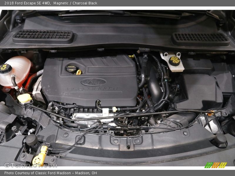 Magnetic / Charcoal Black 2018 Ford Escape SE 4WD