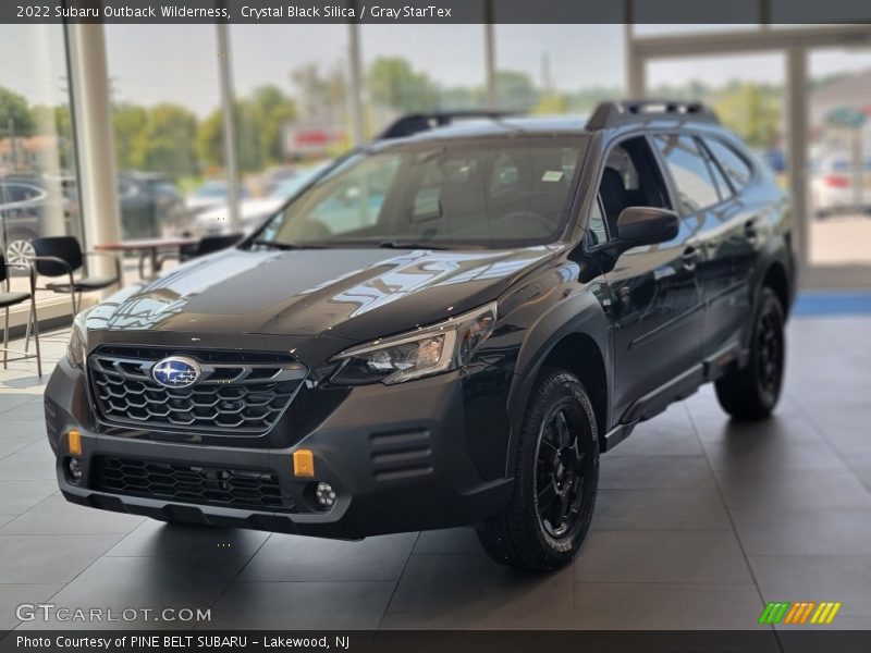 Front 3/4 View of 2022 Outback Wilderness