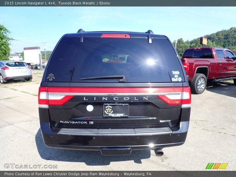 Tuxedo Black Metallic / Ebony 2015 Lincoln Navigator L 4x4
