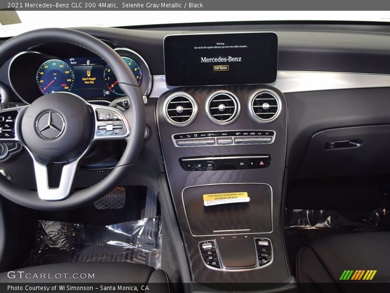 Selenite Gray Metallic / Black 2021 Mercedes-Benz GLC 300 4Matic