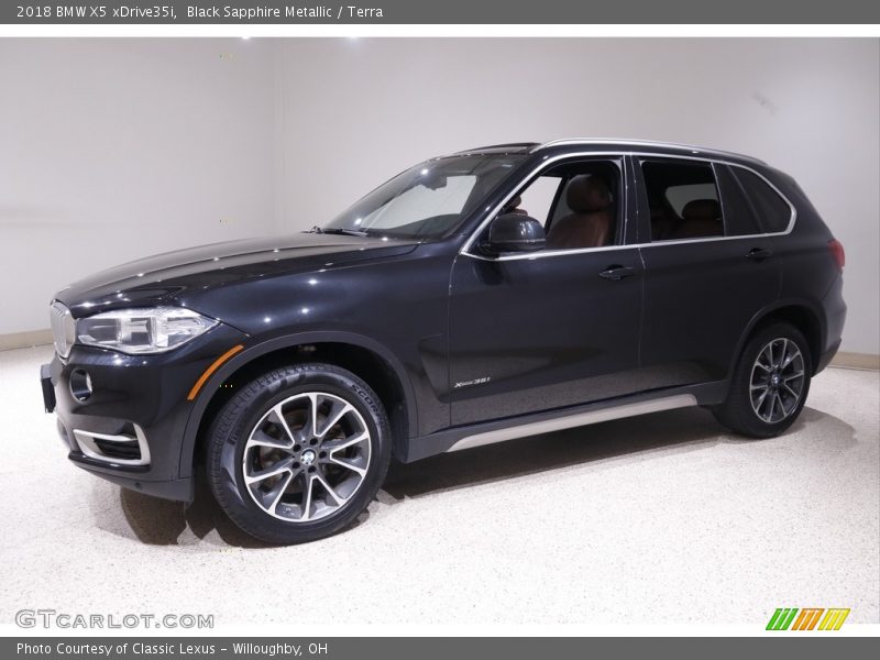 Front 3/4 View of 2018 X5 xDrive35i