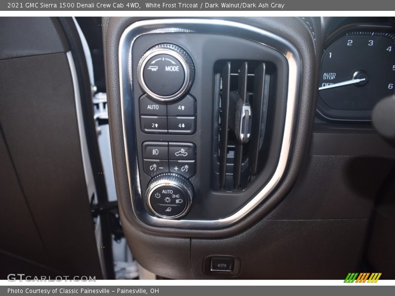 Controls of 2021 Sierra 1500 Denali Crew Cab 4WD