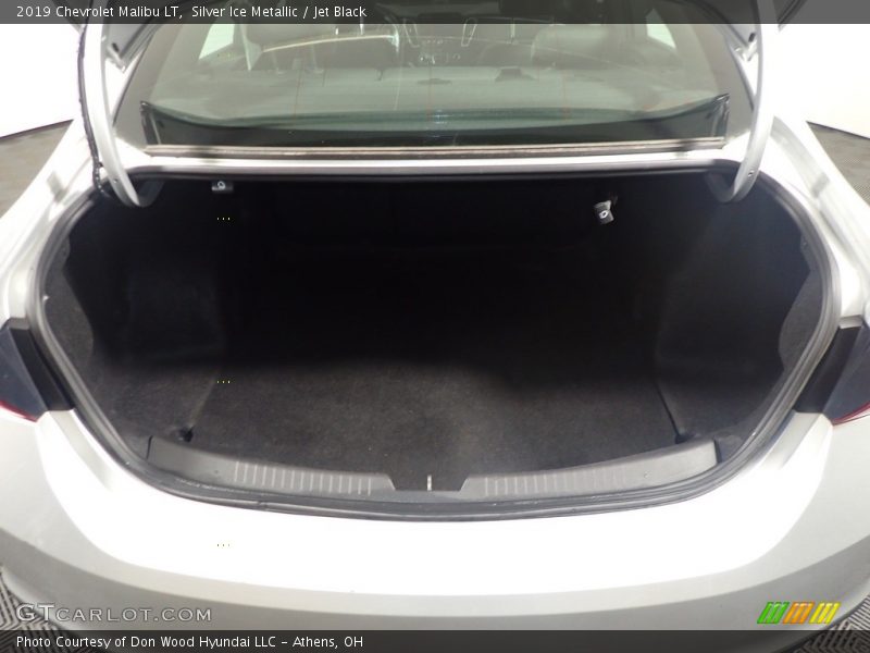 Silver Ice Metallic / Jet Black 2019 Chevrolet Malibu LT