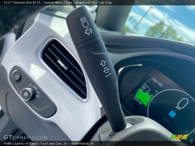Summit White / Dark Galvanized/­Sky Cool Gray 2017 Chevrolet Bolt EV LT