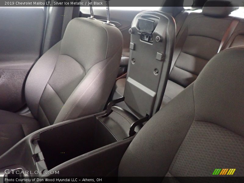 Silver Ice Metallic / Jet Black 2019 Chevrolet Malibu LT