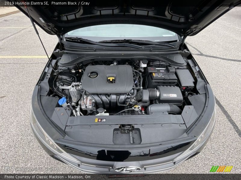 Phantom Black / Gray 2019 Hyundai Elantra SE