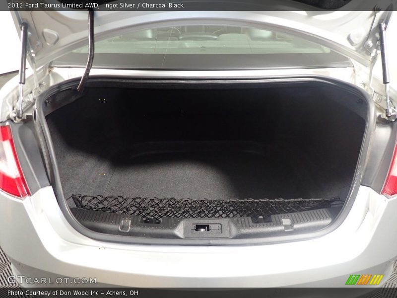  2012 Taurus Limited AWD Trunk
