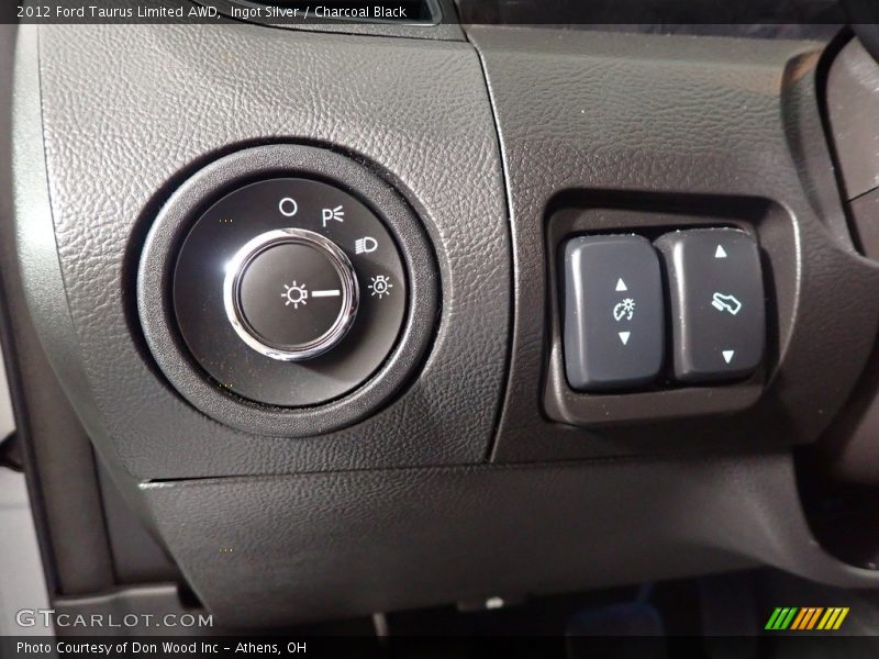 Controls of 2012 Taurus Limited AWD
