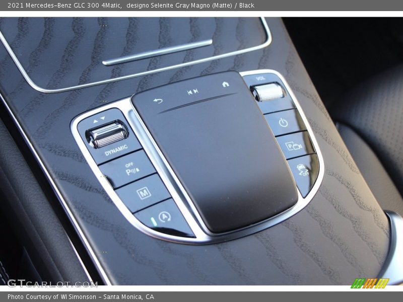 designo Selenite Gray Magno (Matte) / Black 2021 Mercedes-Benz GLC 300 4Matic