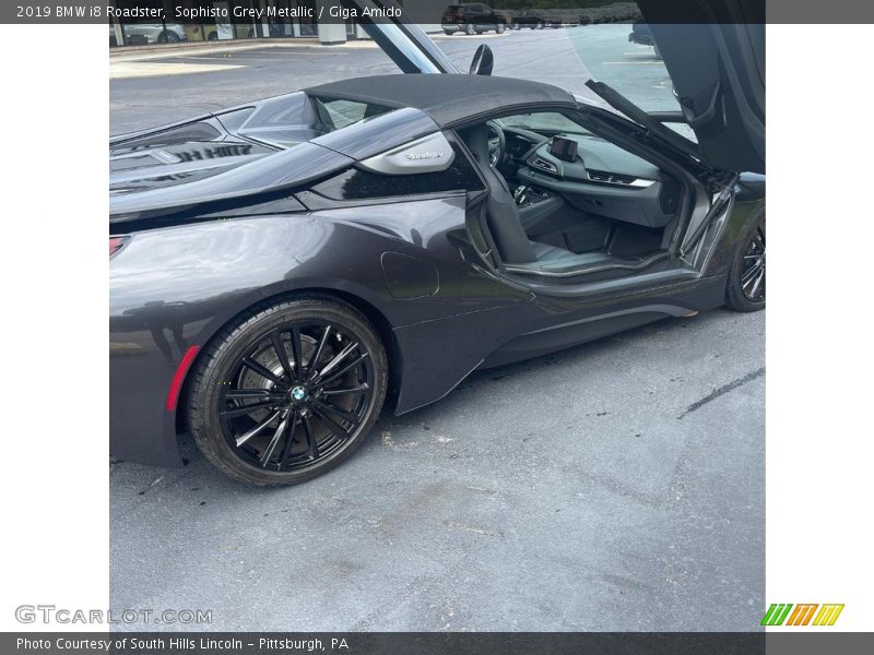 Sophisto Grey Metallic / Giga Amido 2019 BMW i8 Roadster
