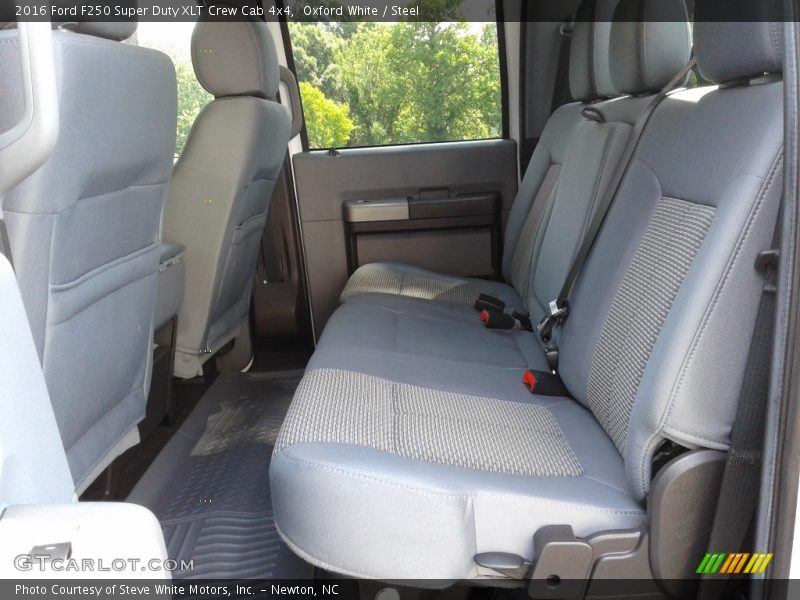Oxford White / Steel 2016 Ford F250 Super Duty XLT Crew Cab 4x4