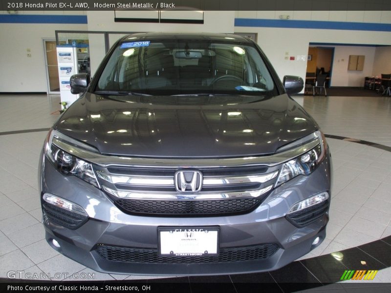 Modern Steel Metallic / Black 2018 Honda Pilot EX-L AWD