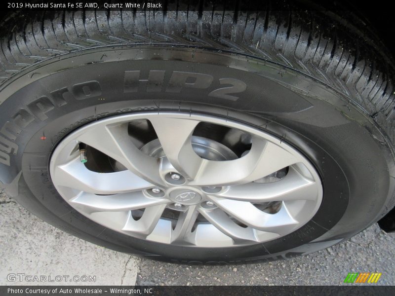 Quartz White / Black 2019 Hyundai Santa Fe SE AWD