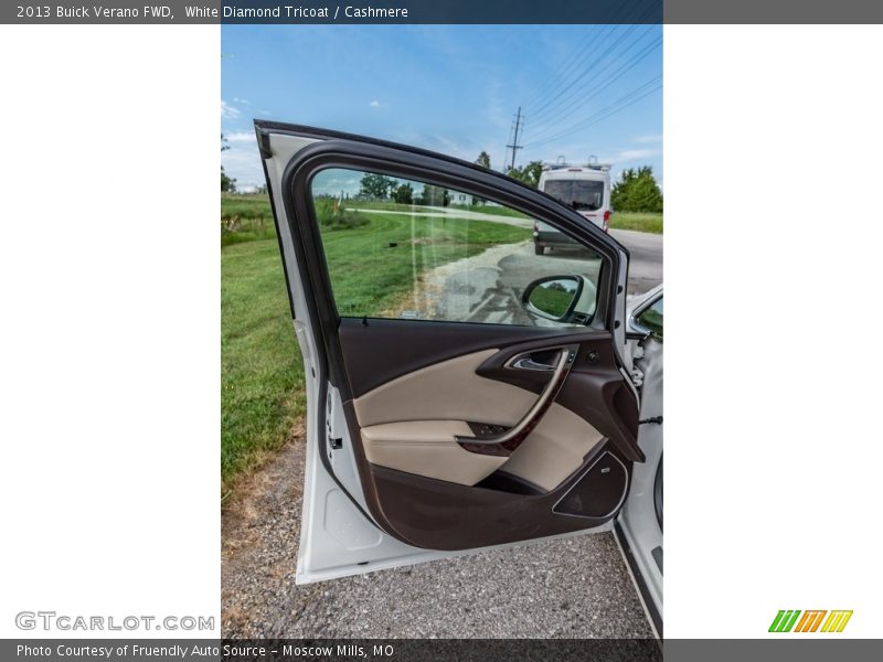White Diamond Tricoat / Cashmere 2013 Buick Verano FWD