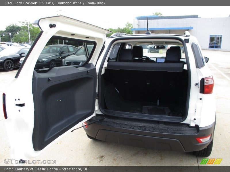 Diamond White / Ebony Black 2020 Ford EcoSport SES 4WD