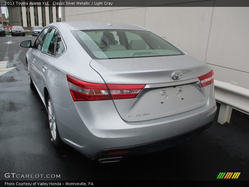 Classic Silver Metallic / Light Gray 2013 Toyota Avalon XLE