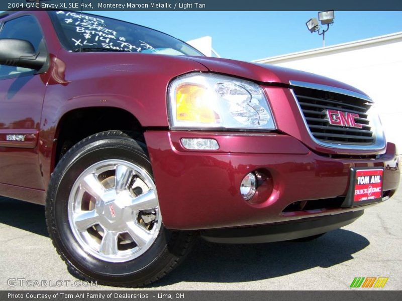 Monterey Maroon Metallic / Light Tan 2004 GMC Envoy XL SLE 4x4
