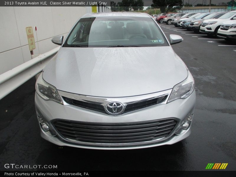 Classic Silver Metallic / Light Gray 2013 Toyota Avalon XLE