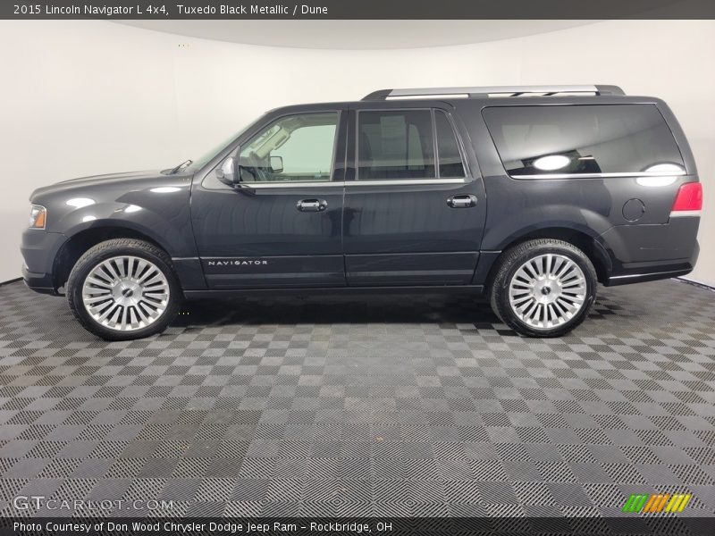 Tuxedo Black Metallic / Dune 2015 Lincoln Navigator L 4x4
