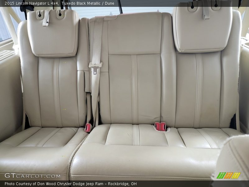 Rear Seat of 2015 Navigator L 4x4