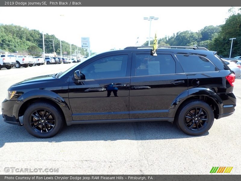 Pitch Black / Black 2019 Dodge Journey SE