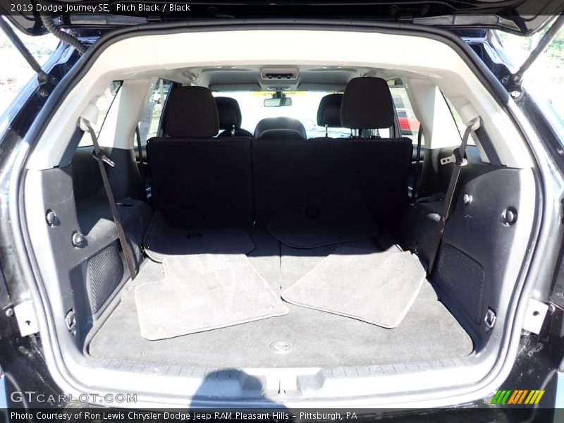 Pitch Black / Black 2019 Dodge Journey SE