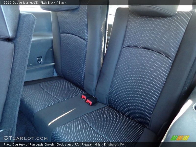 Pitch Black / Black 2019 Dodge Journey SE