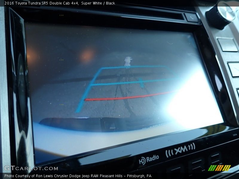 Super White / Black 2016 Toyota Tundra SR5 Double Cab 4x4