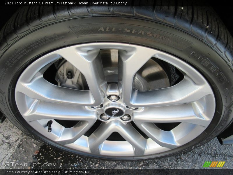 Iconic Silver Metallic / Ebony 2021 Ford Mustang GT Premium Fastback