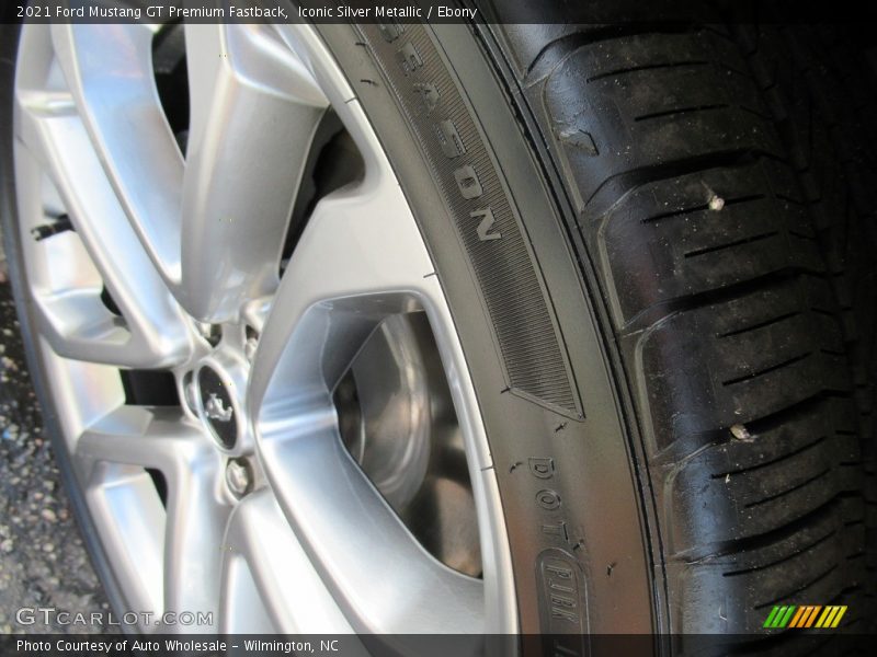 Iconic Silver Metallic / Ebony 2021 Ford Mustang GT Premium Fastback