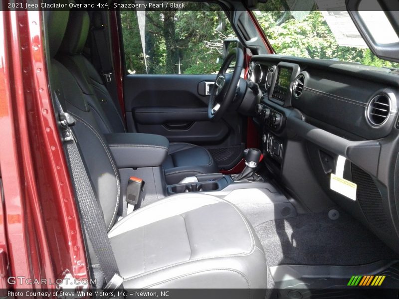 Snazzberry Pearl / Black 2021 Jeep Gladiator Overland 4x4