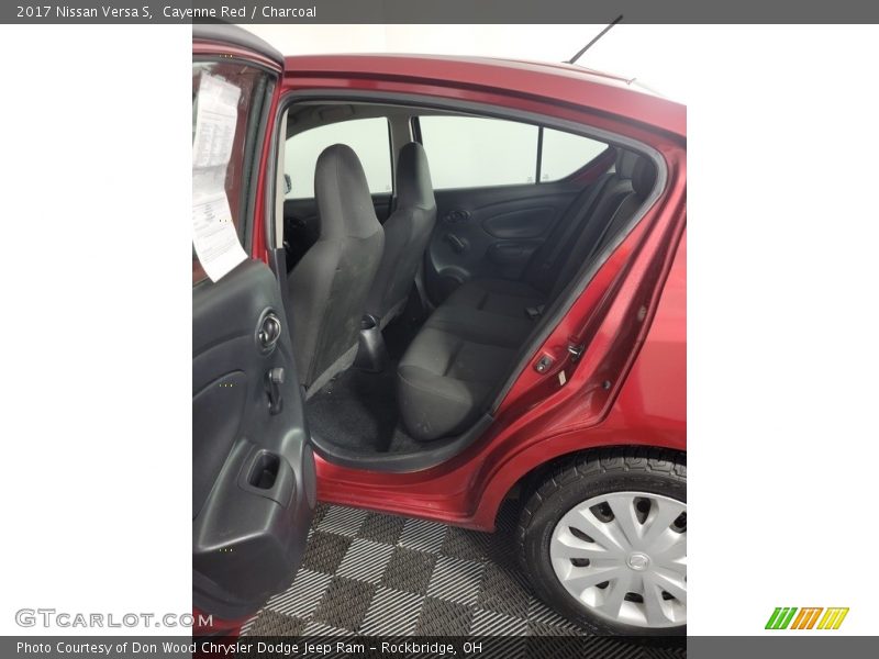 Cayenne Red / Charcoal 2017 Nissan Versa S