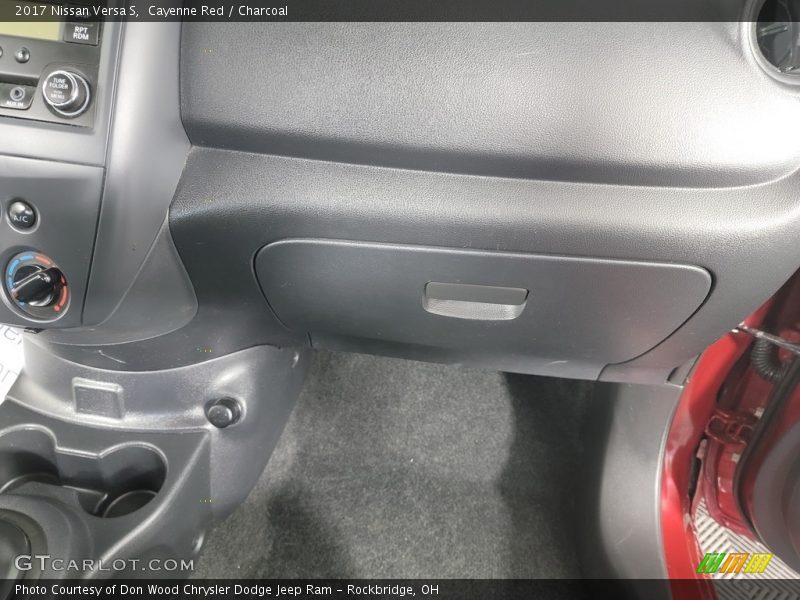 Cayenne Red / Charcoal 2017 Nissan Versa S