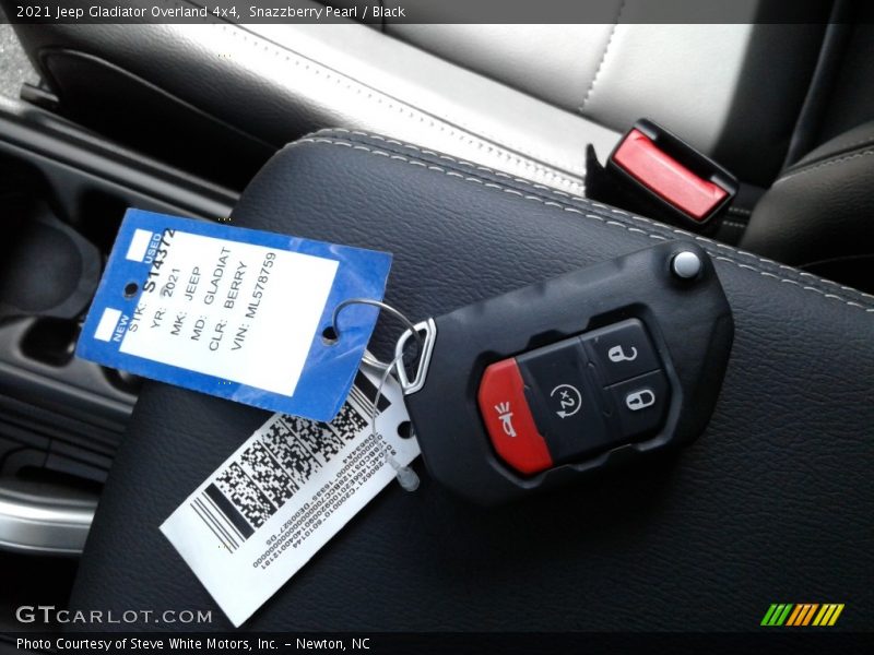 Snazzberry Pearl / Black 2021 Jeep Gladiator Overland 4x4